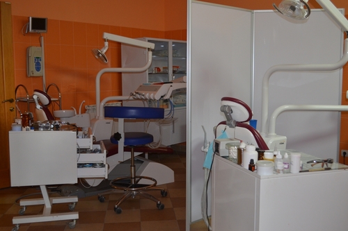 Чуткие руки стоматолога: можно ли сделать посещение клиники безболезненным?